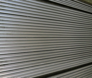 Korosi Proof 42CrMo4, 40Cr Bundar Induksi Harded Bar Dengan Chrome Plated
